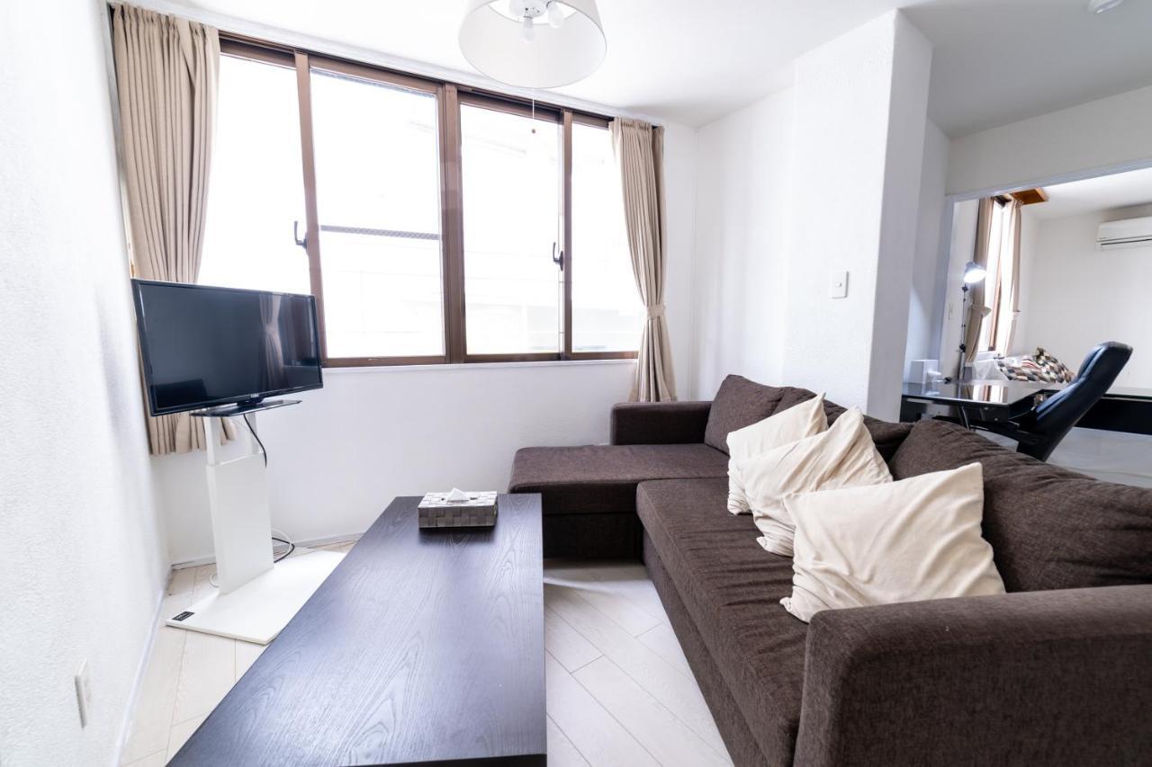 Izumisaki Terrace402 Aparthotel Naha Bagian luar foto