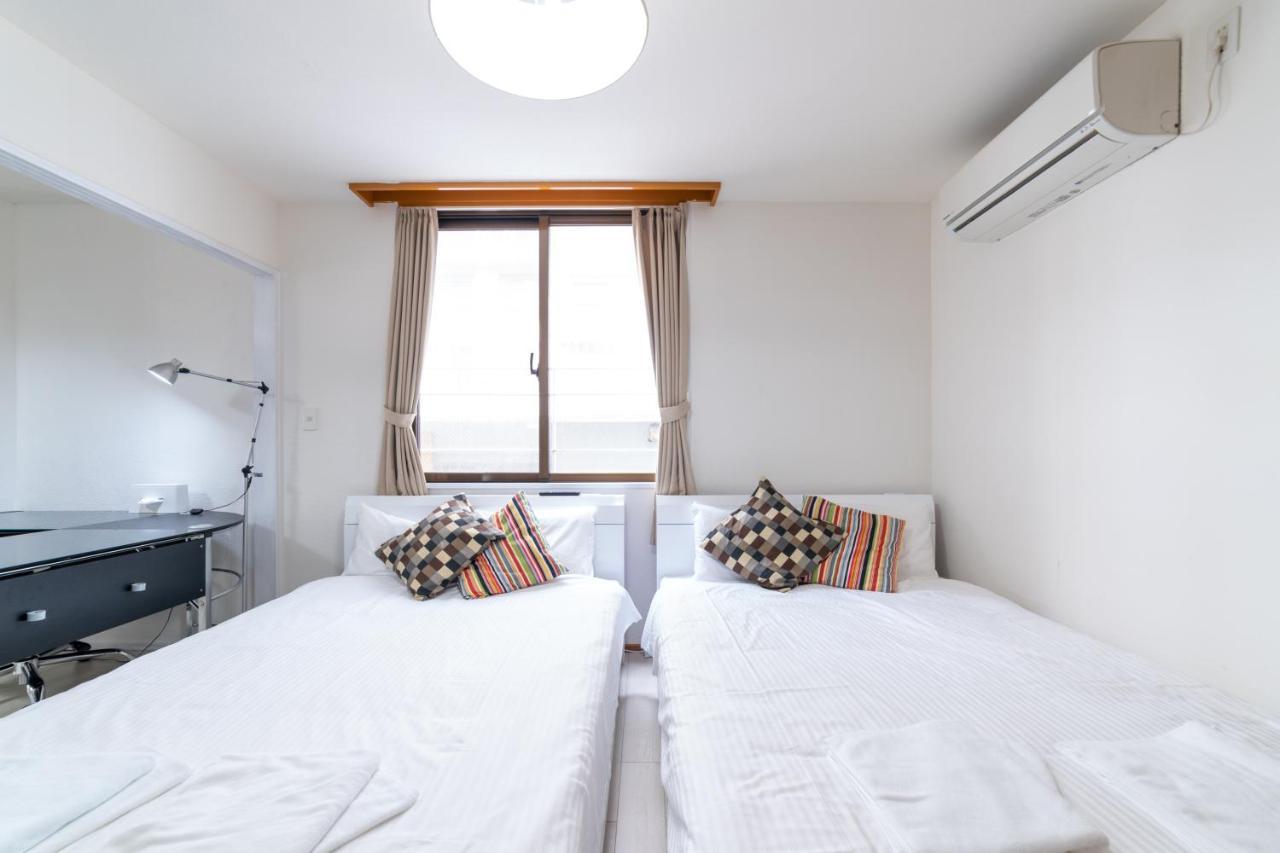 Izumisaki Terrace402 Aparthotel Naha Bagian luar foto